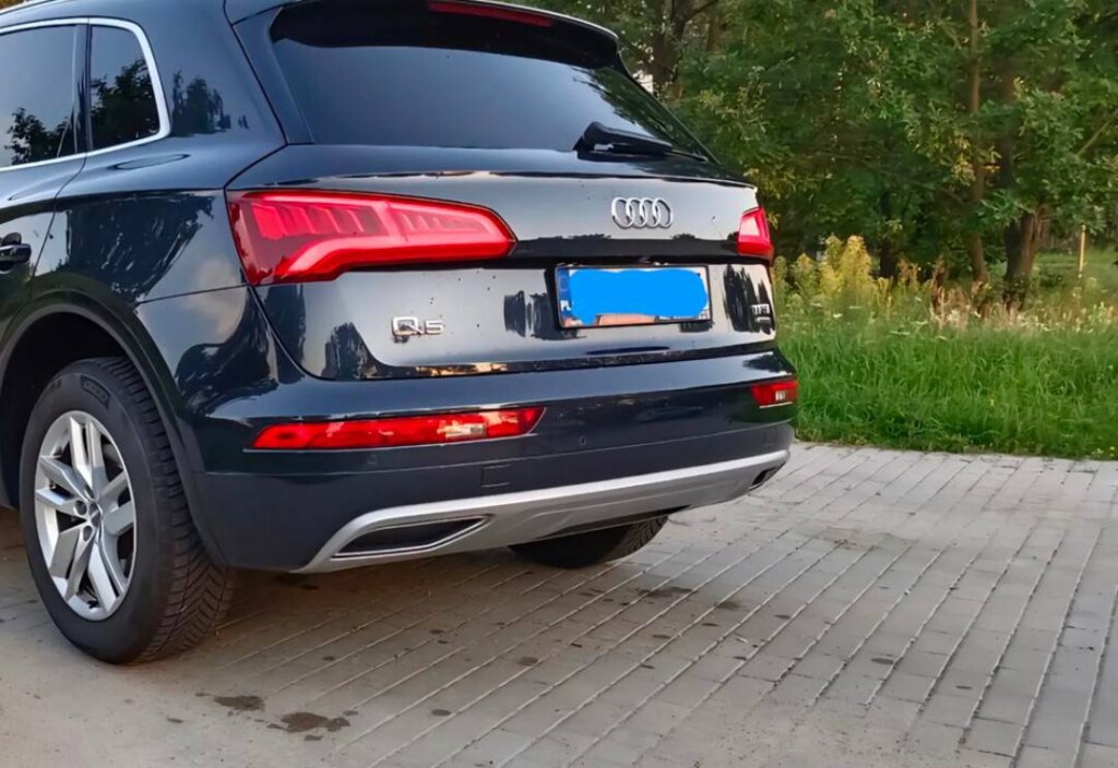 Audi Q5 2.0 TFSI Quattro - zdjęcie 3