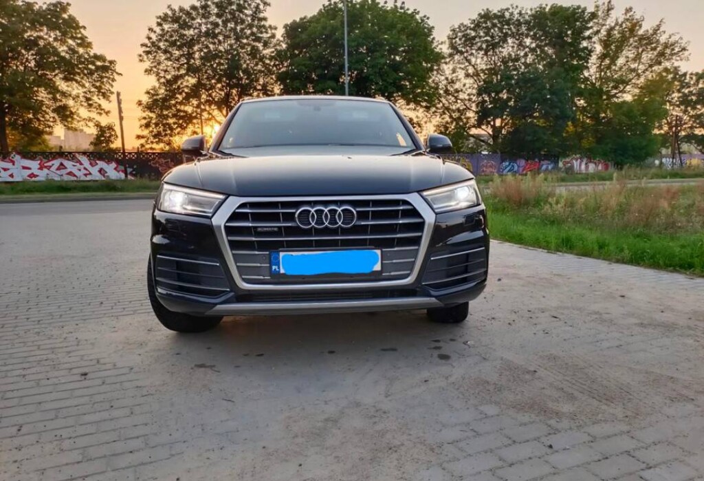 Audi Q5 2.0 TFSI Quattro - zdjęcie 4