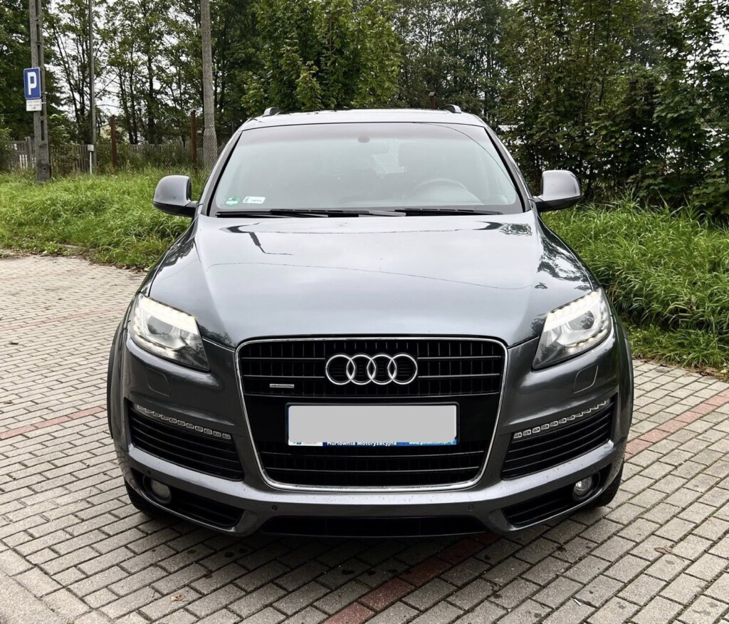 Audi Q7 4.2 V8 TDI S line - zdjęcie 9